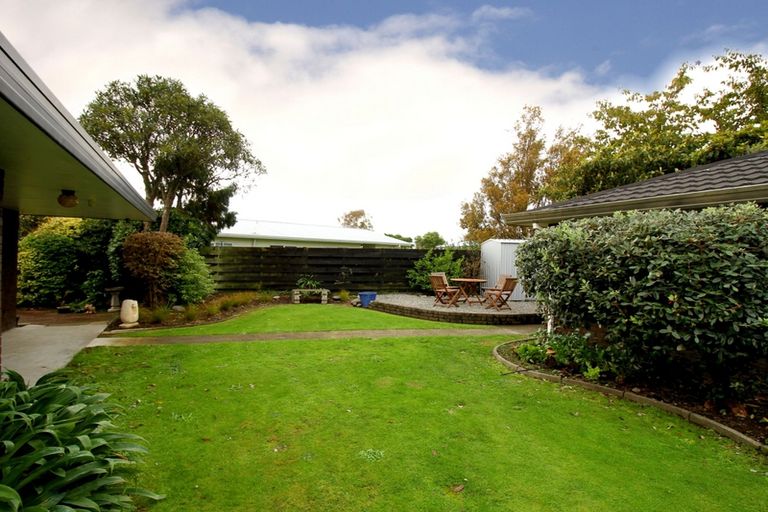 Photo of property in 18 Edwards Place, Terrace End, Palmerston North, 4410