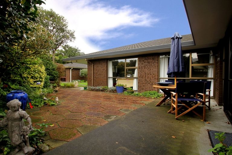 Photo of property in 18 Edwards Place, Terrace End, Palmerston North, 4410