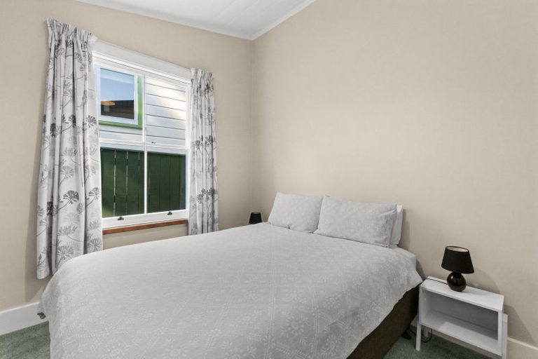 Photo of property in 85 Milton Road, Bluff Hill, Napier, 4110
