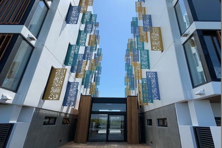 Photo of property in Frank Sargeson Apts, 204/74 Anzac Street, Takapuna, Auckland, 0622