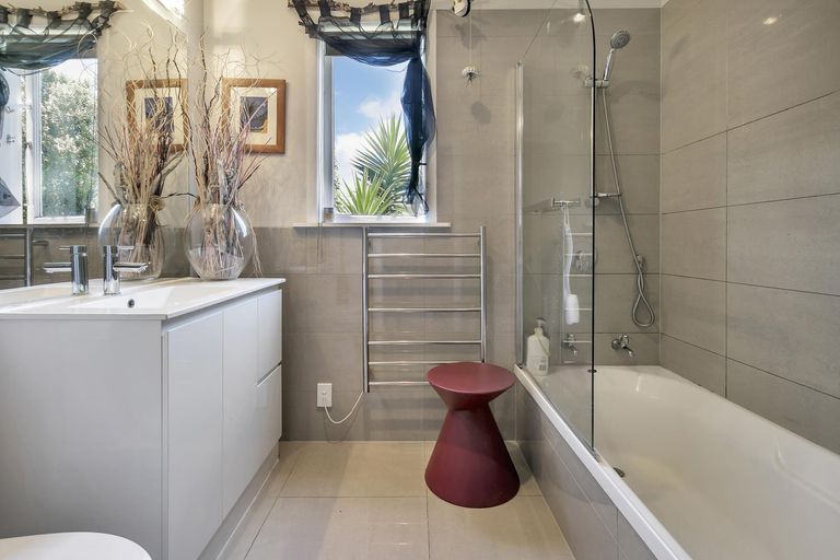 Photo of property in 20 Fitzroy Street, Papatoetoe, Auckland, 2104