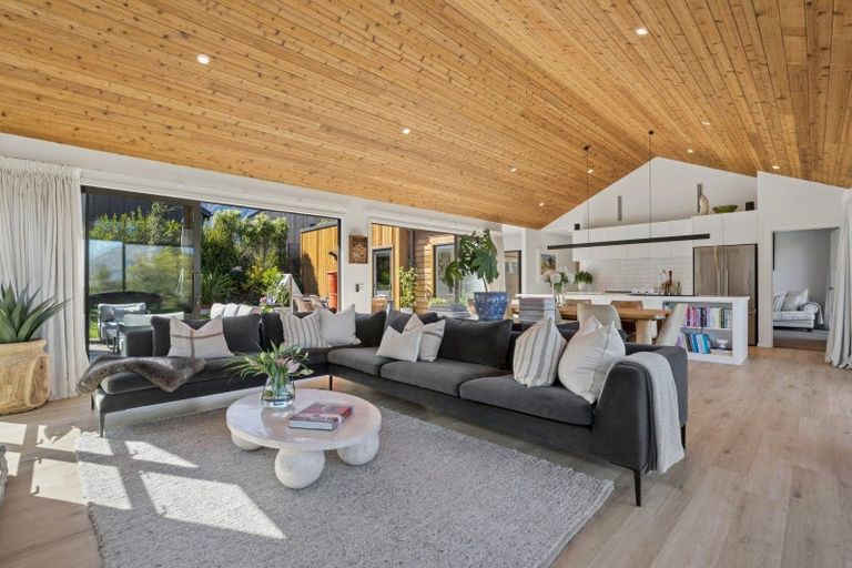 Photo of property in 4 Durness Court, Jacks Point, Queenstown, 9371