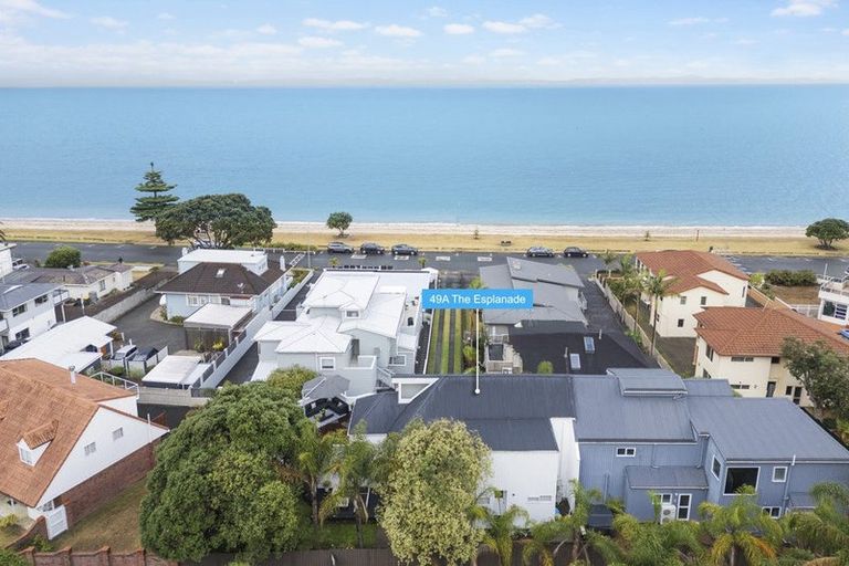 Photo of property in 49a The Esplanade, Eastern Beach, Auckland, 2012