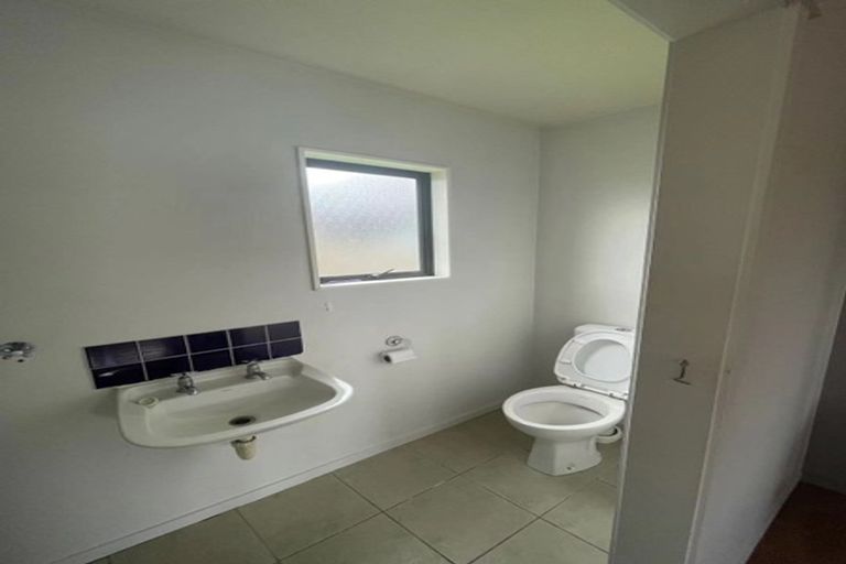 Photo of property in 6 Preston Avenue, Belmont, Auckland, 0622