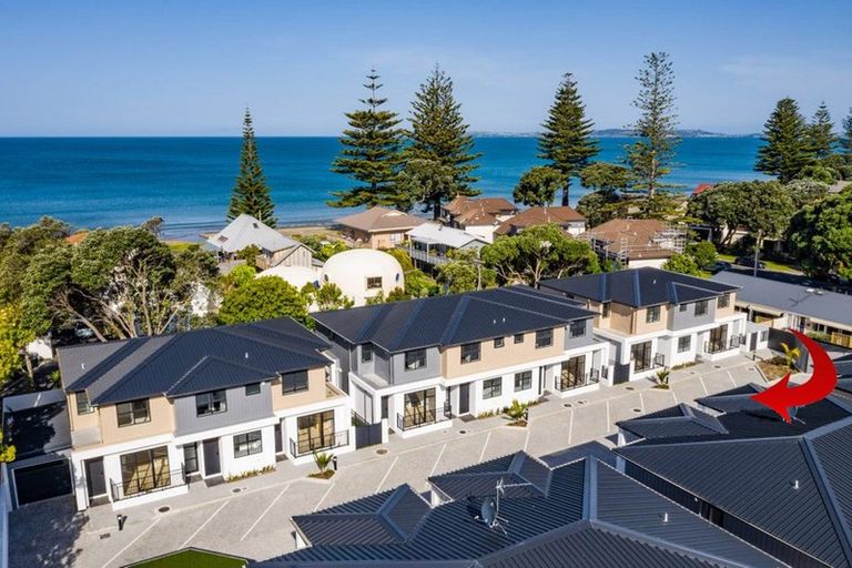 Photo of property in 4/445 Hibiscus Coast Highway, Orewa, 0931