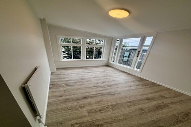 Photo of property in 174 Owhiro Bay Parade, Owhiro Bay, Wellington, 6023