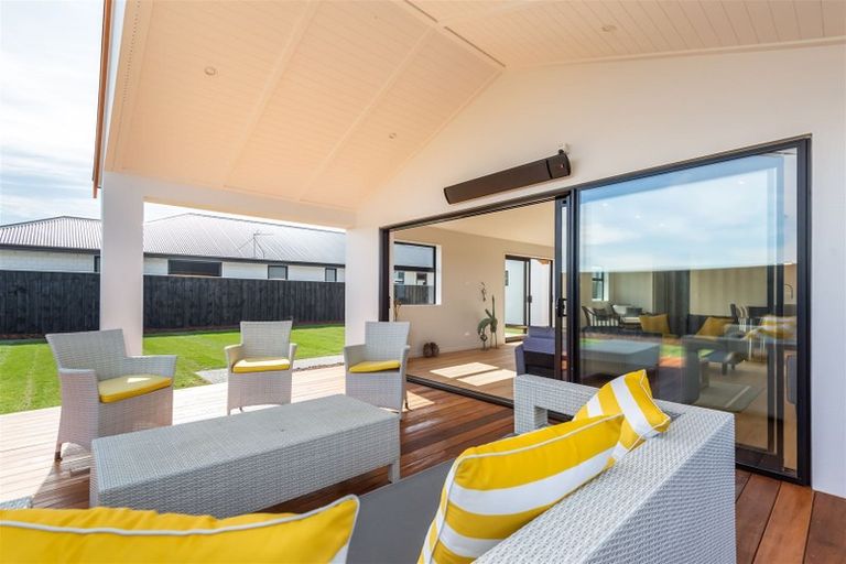 Photo of property in 25 Hotere Street, Rangiora, 7400