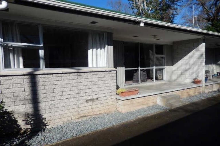 Photo of property in 4/9 Brennan Place, Hillcrest, Hamilton, 3216