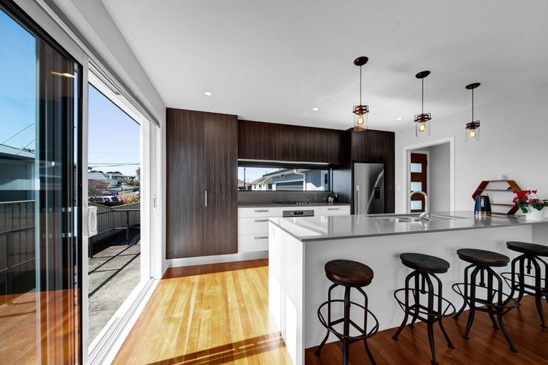 Photo of property in 20 Waimea Street, Westown, New Plymouth, 4310