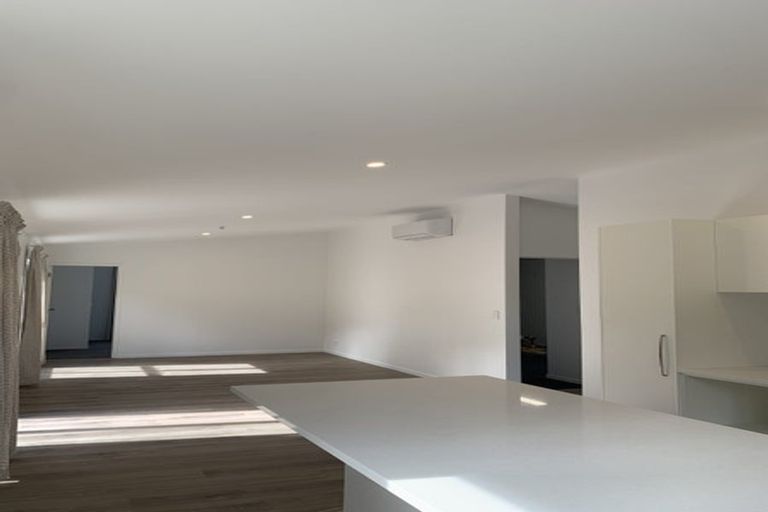 Photo of property in 1056 Peak Road, Helensville, 0875