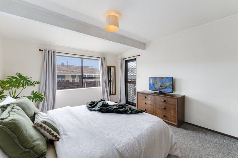 Photo of property in 2/17 Ranui Road, Stoke, Nelson, 7011