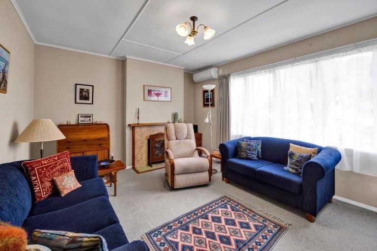 Photo of property in 14 Plympton Street, Brooklands, New Plymouth, 4310