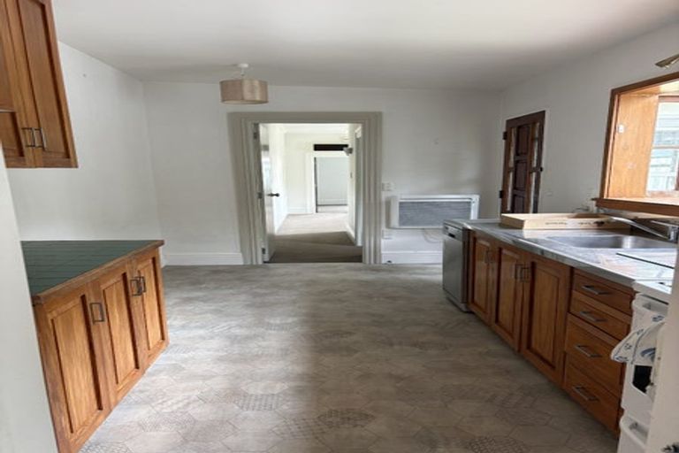 Photo of property in 31 Moir Street, Mount Victoria, Wellington, 6011