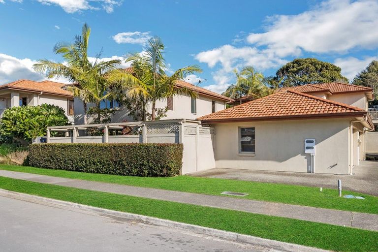 Photo of property in 31 Millennial Way, Orewa, 0931