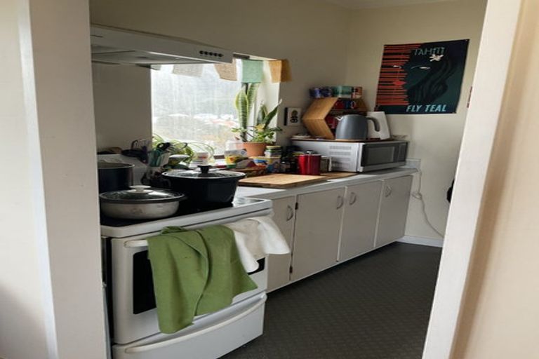 Photo of property in Hobson Court Flats, 69/70u Hobson Street, Thorndon, Wellington, 6011