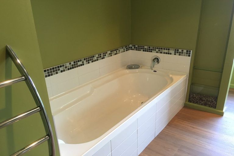 Photo of property in 26 Linkwater Way, Parklands, Christchurch, 8083