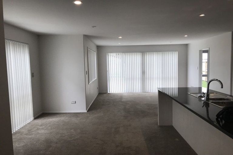 Photo of property in 219 Porchester Road, Takanini, 2112