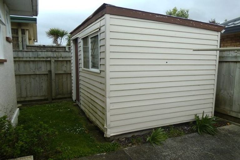 Photo of property in 24 Pitama Road, Awapuni, Palmerston North, 4412
