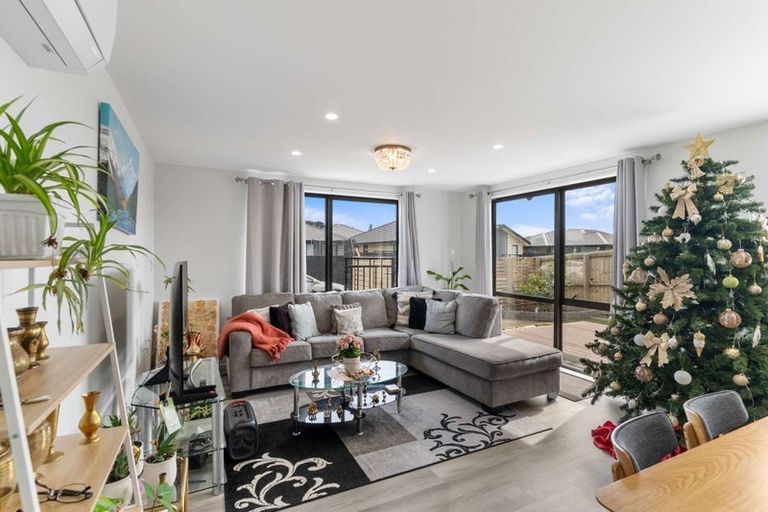 Photo of property in 11 Snapdragon Lane, Wigram, Christchurch, 8025