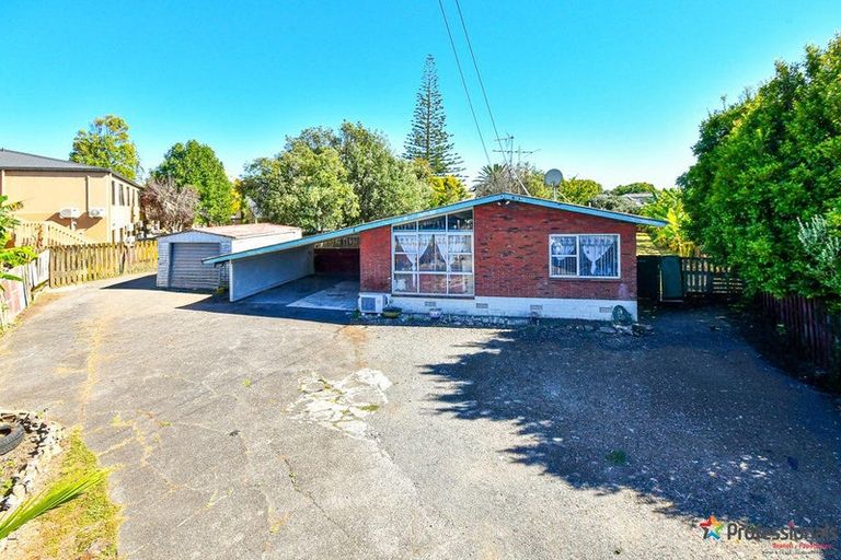 Photo of property in 24 Lynette Place, Mangere, Auckland, 2022
