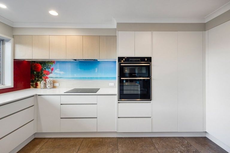 Photo of property in 72 Saint Andrews Terrace, St Andrews, Hamilton, 3200