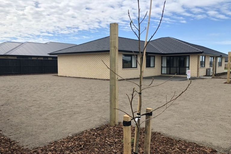 Photo of property in 39 Northmoor Boulevard, Rolleston, 7615