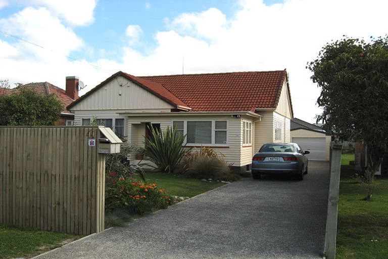Photo of property in 41 Bell Road, Waiwhetu, Lower Hutt, 5010
