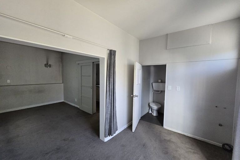 Photo of property in 125 Wallace Street, Mount Cook, Wellington, 6021