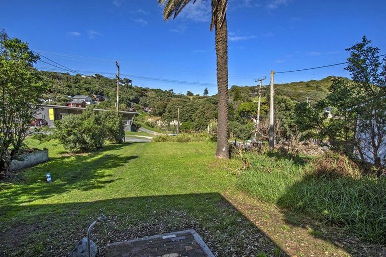 Photo of property in 53 Sea View Road, Baylys Beach, Dargaville, 0377