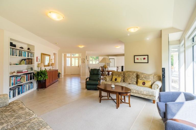 Photo of property in 35b Kotare Street, Waikanae, 5036