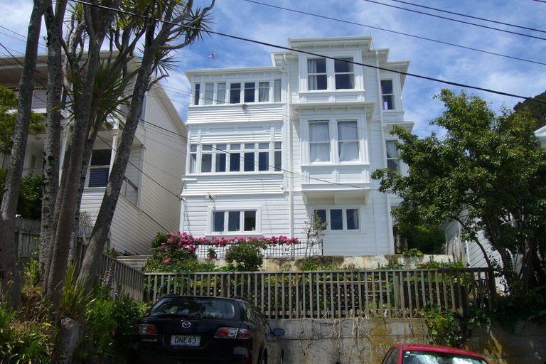 Photo of property in 6 Telford Terrace, Oriental Bay, Wellington, 6011