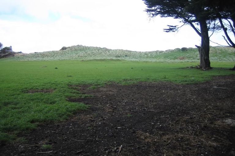 Photo of property in 745 Orepuki-riverton Highway, Tihaka, Riverton, 9881