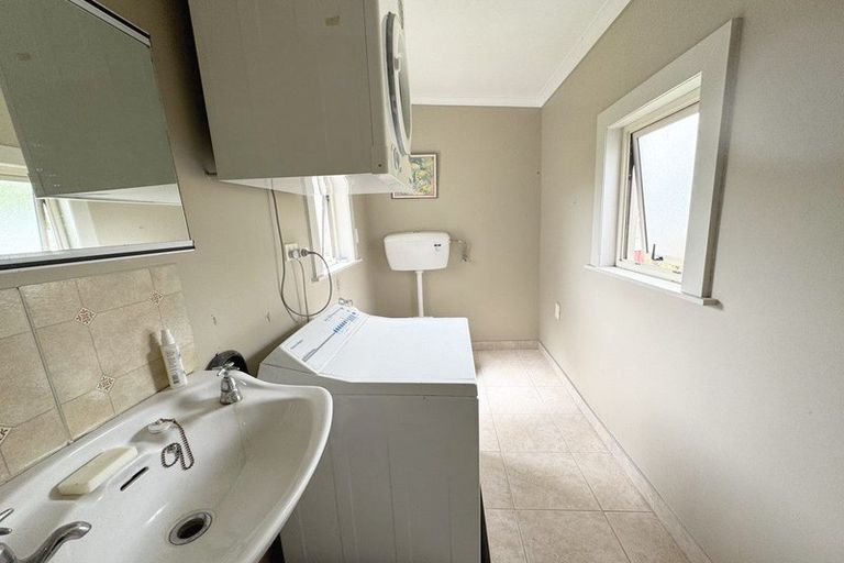 Photo of property in 12 Grant Street, Dannevirke, 4930