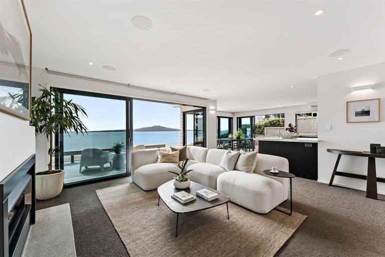 Photo of property in 1/11 William Street, Takapuna, Auckland, 0622
