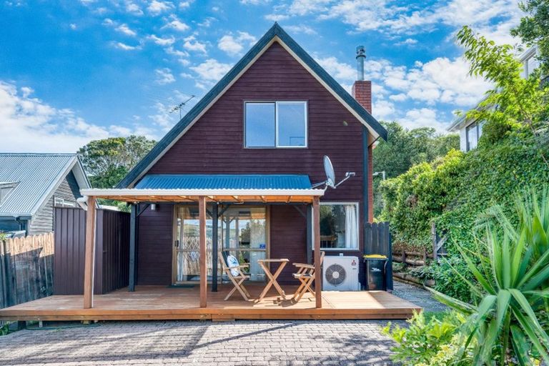 Photo of property in 23 Chorley Grove, Churton Park, Wellington, 6037