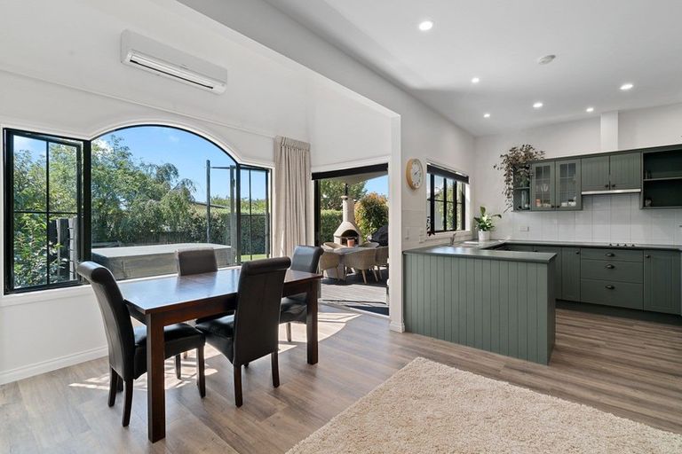 Photo of property in 88 Meadowstone Drive, Wanaka, 9305