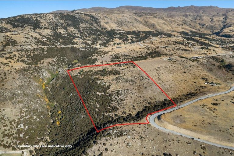 Photo of property in 71 Westreca Ridge Lane, Queensberry, Cromwell, 9383