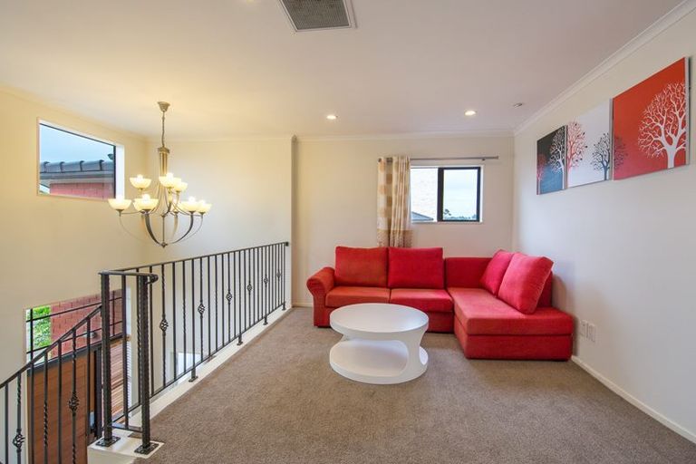 Photo of property in 45 Kestev Drive, Flat Bush, Auckland, 2016