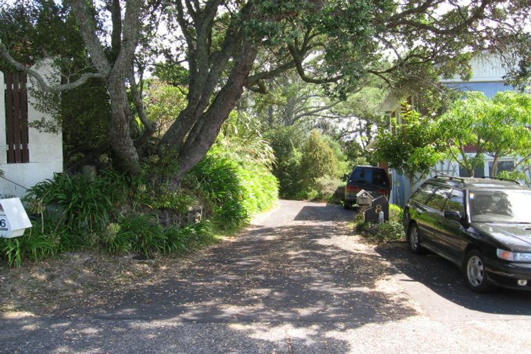 Photo of property in 8 Dalmeny Close, Murrays Bay, Auckland, 0630