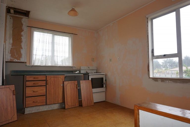 Photo of property in 14 Otereo Street, Hokio Beach, Levin, 5571