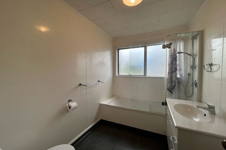 Photo of property in 3/1204 Heretaunga Street East, Parkvale, Hastings, 4122