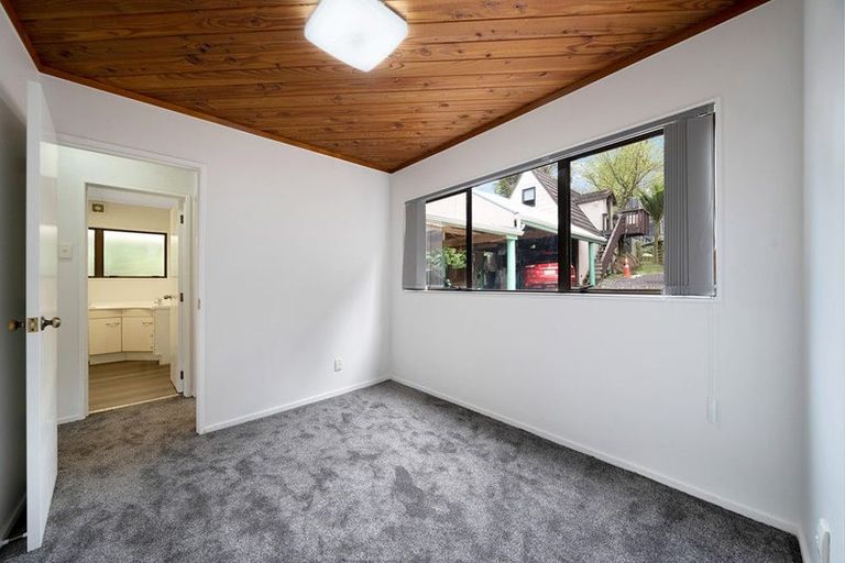 Photo of property in 64b Pleasant Road, Glen Eden, Auckland, 0602