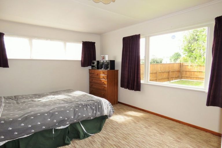 Photo of property in 79 Tiro Tiro Road, Levin, 5510