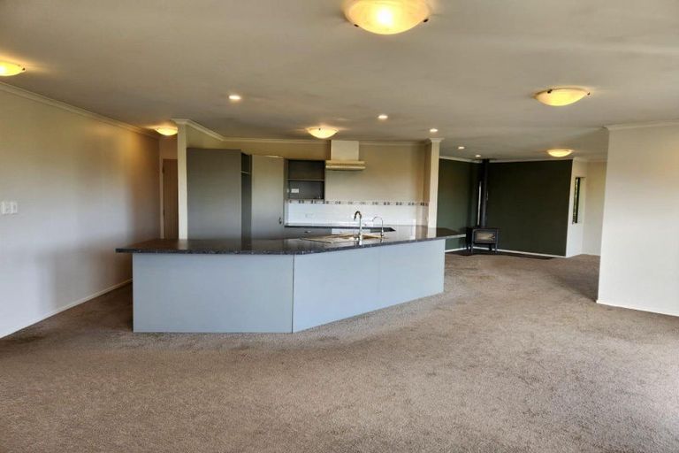 Photo of property in 254a Mountain Road, Lepperton, New Plymouth, 4373