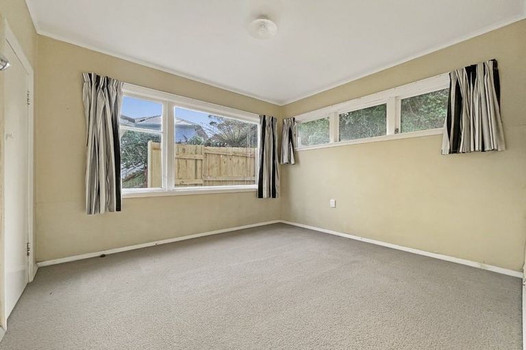 Photo of property in 37a Pembroke Road, Northland, Wellington, 6012