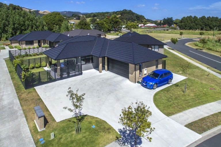 Photo of property in 31 Merrimana Drive, Thames, 3500