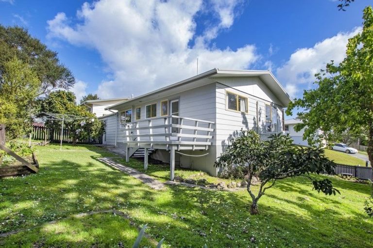Photo of property in 1a Earls Place, Onerahi, Whangarei, 0110