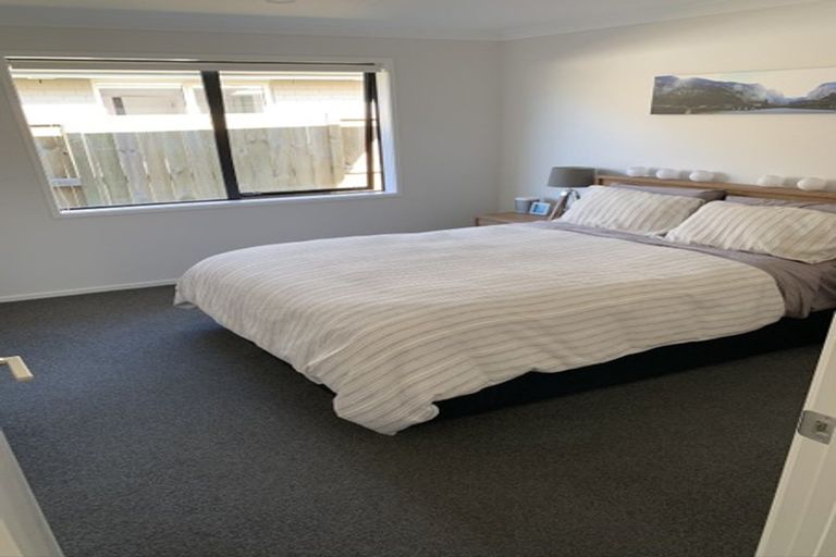 Photo of property in 18 Fearnley Grove, Pyes Pa, Tauranga, 3112