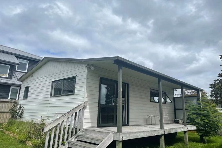 Photo of property in 6 Preston Avenue, Belmont, Auckland, 0622