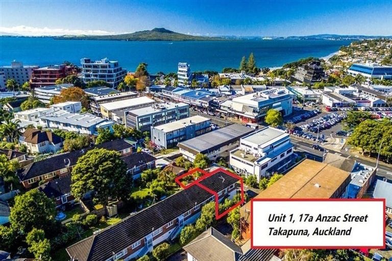 Photo of property in 1/17a Anzac Street, Takapuna, Auckland, 0622